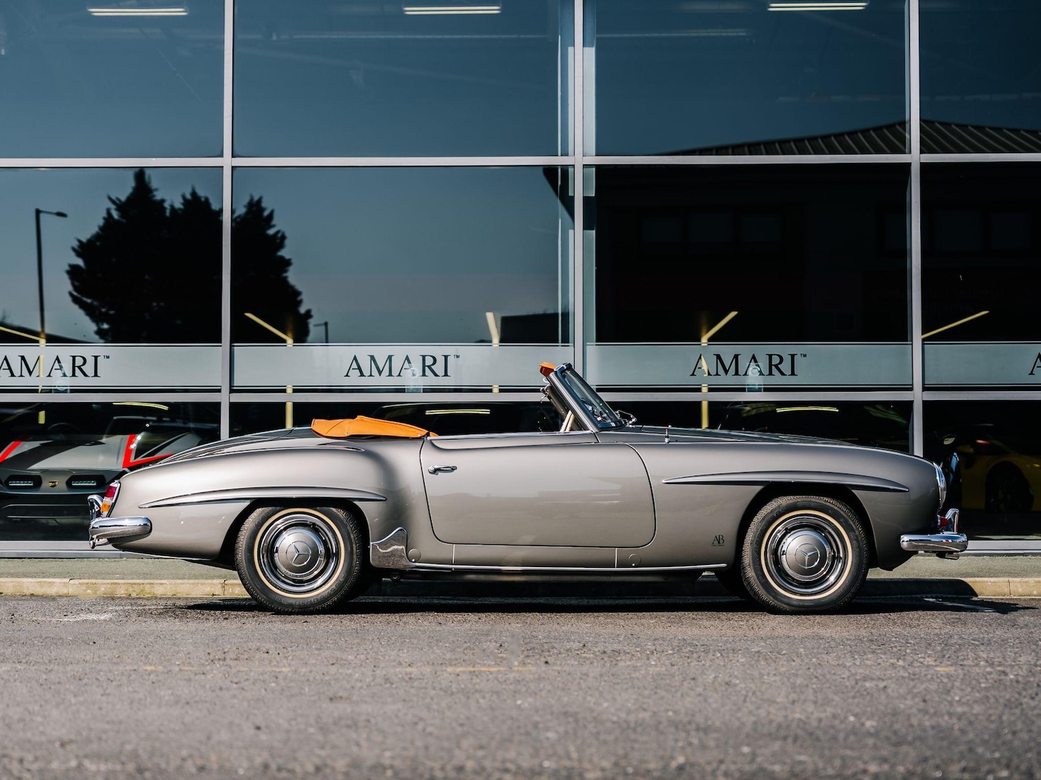 Used Mercedes-Benz 190 SL 2017 for sale - 76283417: Photo 3