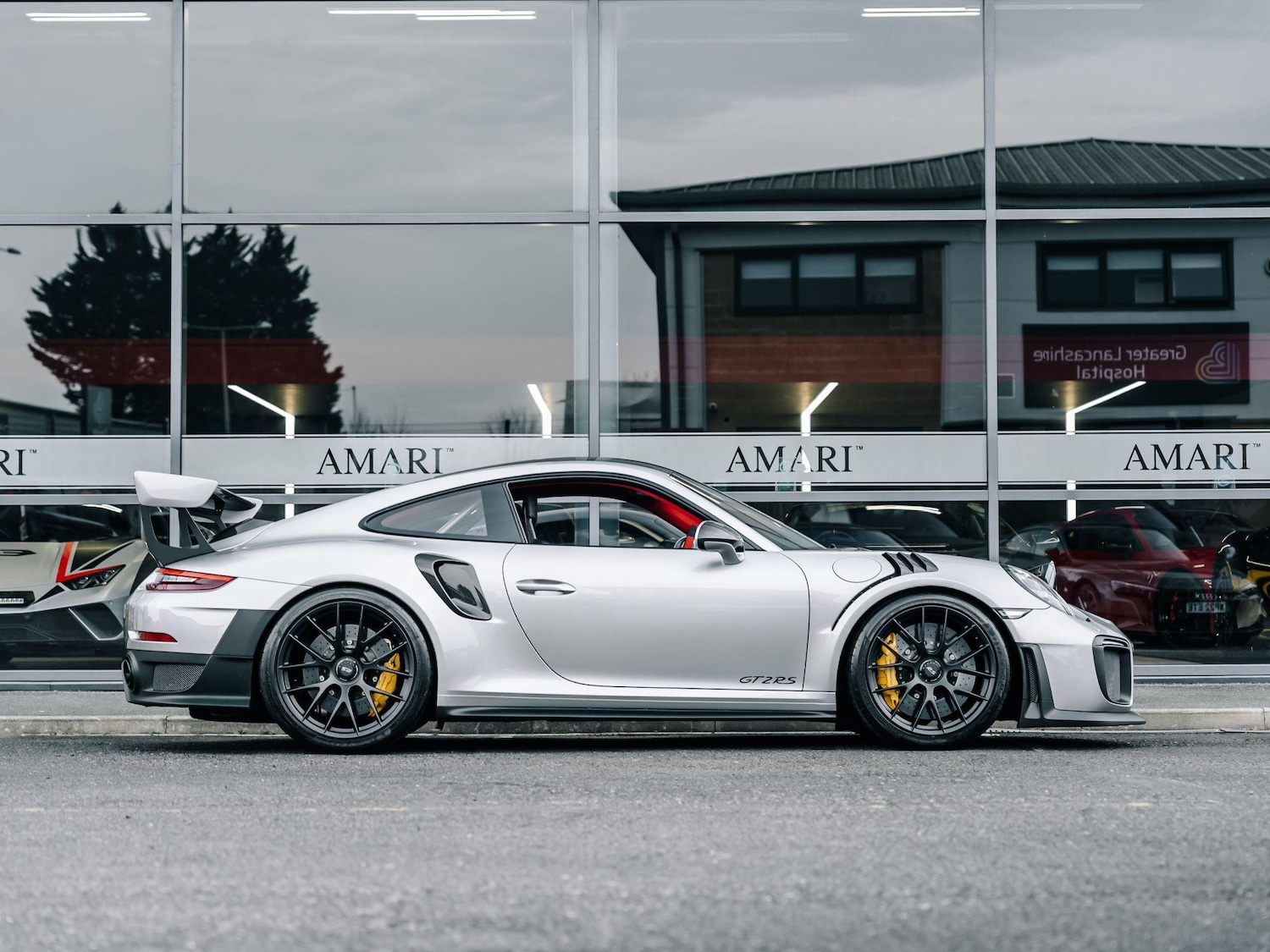 Used Porsche 911 for sale - 76283548: Photo 2