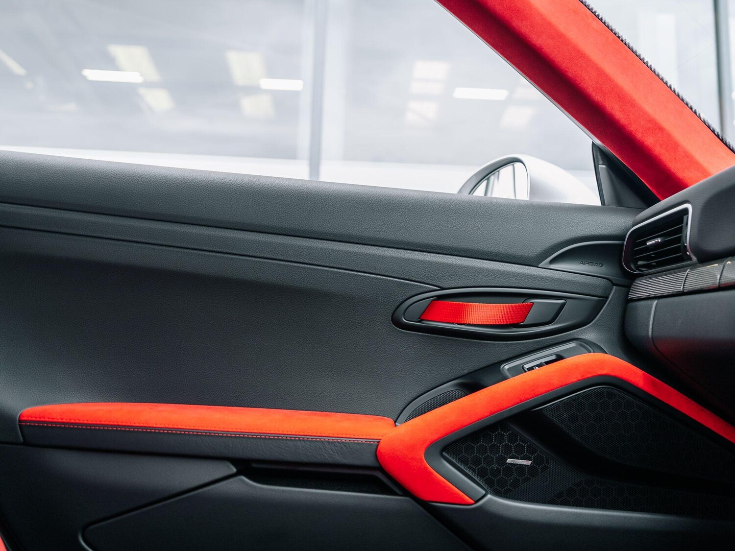 Used Porsche 911 for sale - 76283548: Photo 60