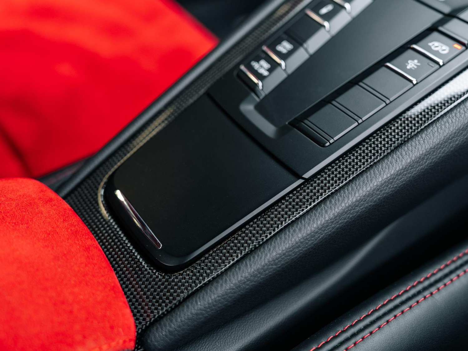 Used Porsche 911 for sale - 76283548: Photo 63