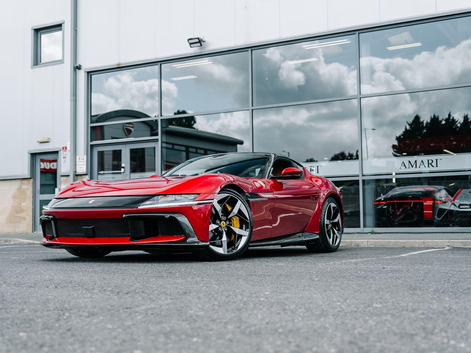 Used Ferrari 12 Cilindri 2025 for sale - 76283738: Photo 20