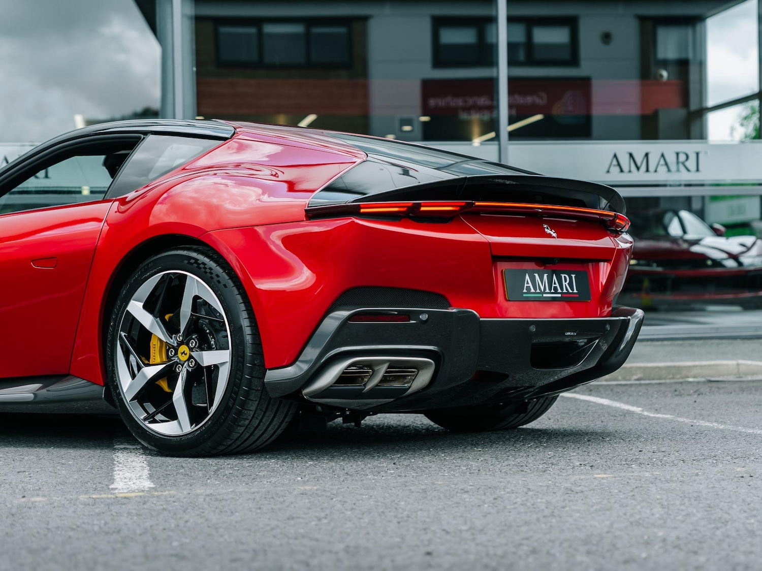 Used Ferrari 12 Cilindri 2025 for sale - 76283738: Photo 24