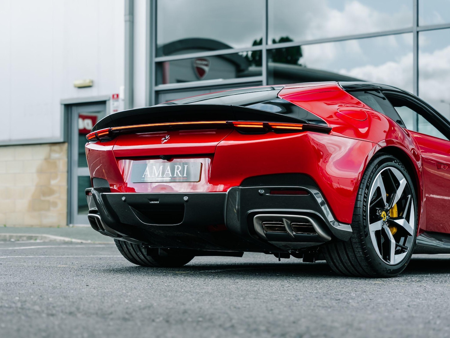 Used Ferrari 12 Cilindri 2025 for sale - 76283738: Photo 28