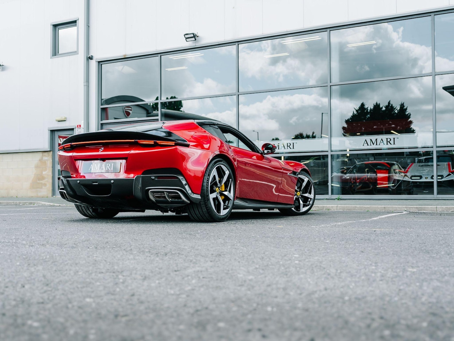 Used Ferrari 12 Cilindri 2025 for sale - 76283738: Photo 36