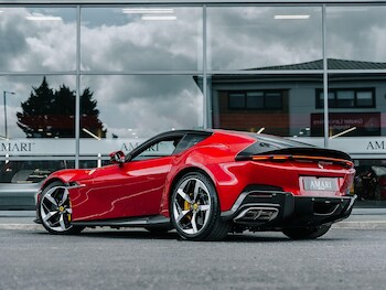 Used Ferrari 12 Cilindri 2025 for sale - 76283738: Photo