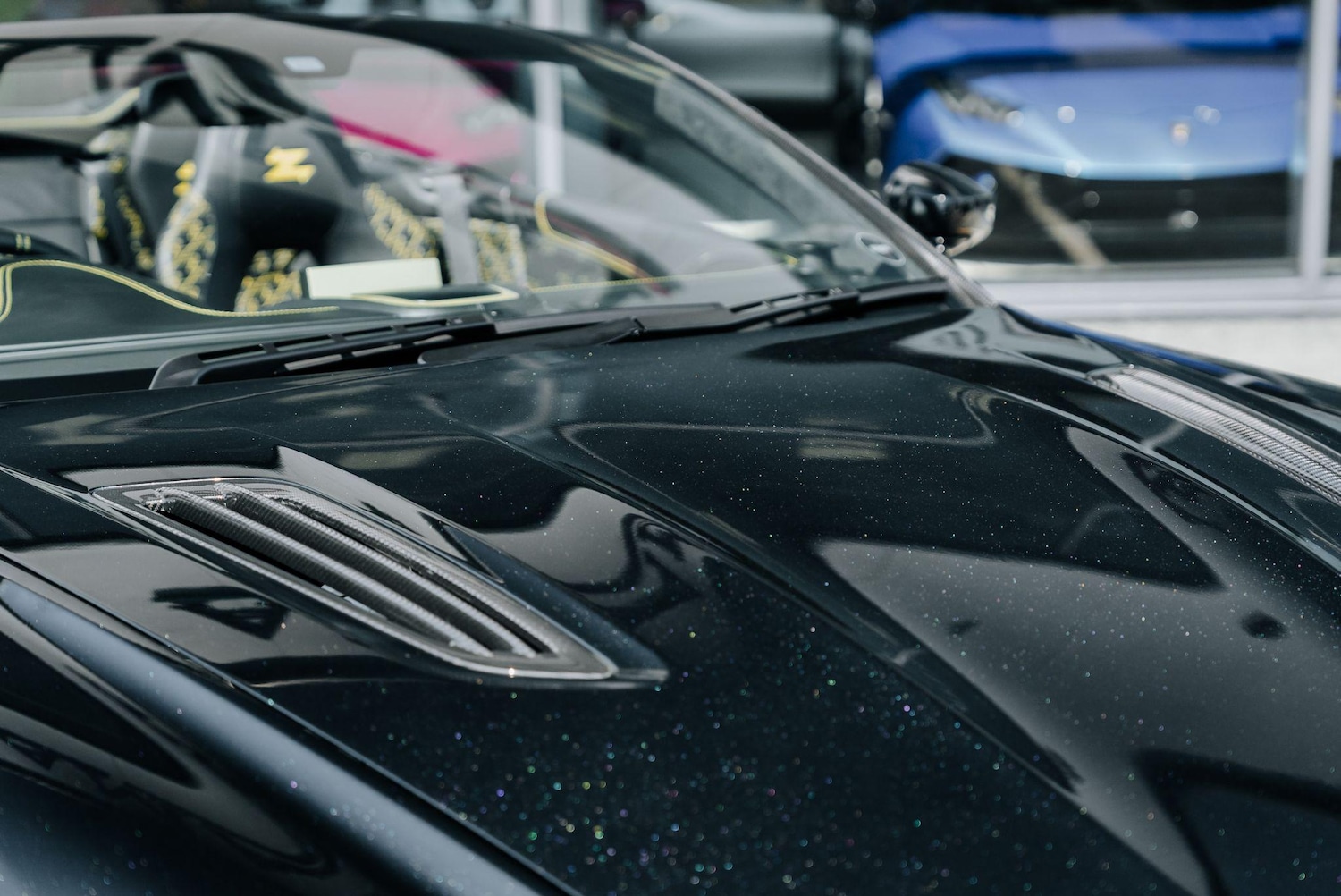 Used Aston Martin Vanquish 2018 for sale - 76283993: Photo 16