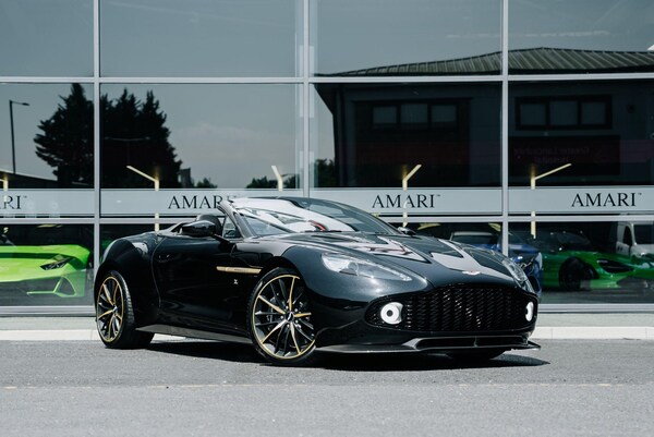 Used Aston Martin Vanquish 2018 for sale - 76283993: Photo 1