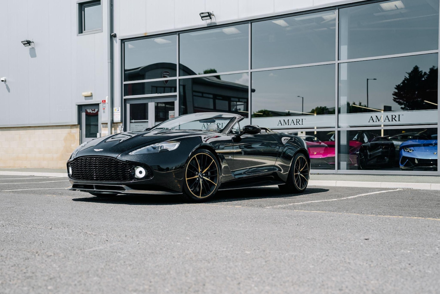 Used Aston Martin Vanquish 2018 for sale - 76283993: Photo 22