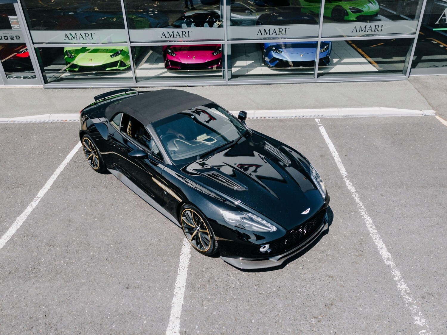 Used Aston Martin Vanquish 2018 for sale - 76283993: Photo 28