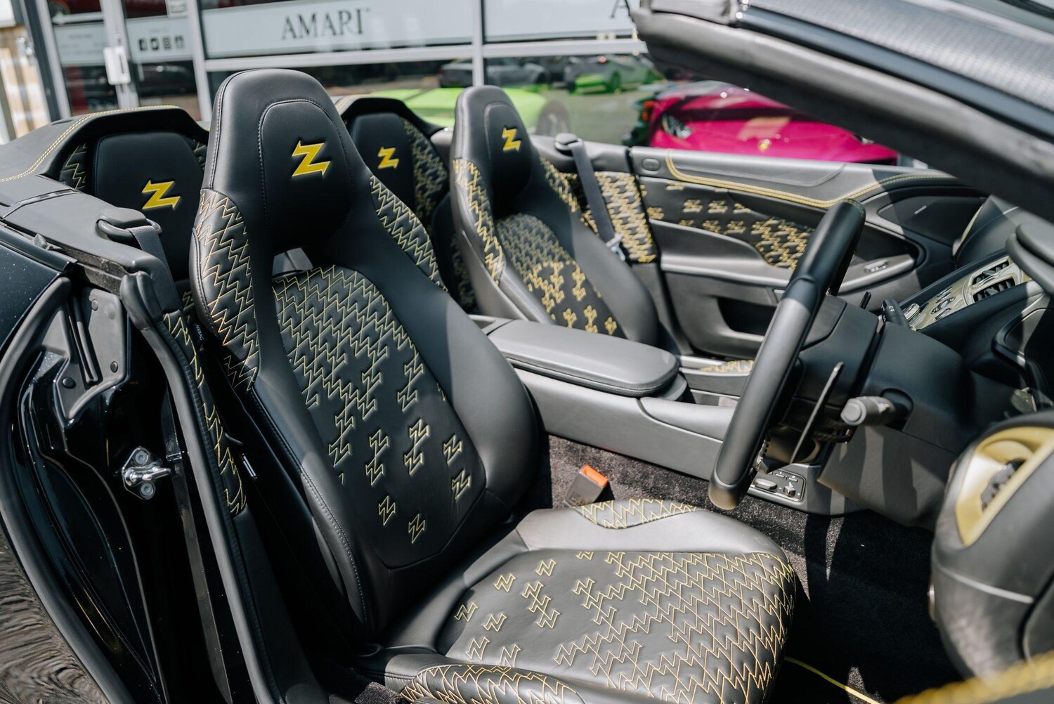 Used Aston Martin Vanquish 2018 for sale - 76283993: Photo 37