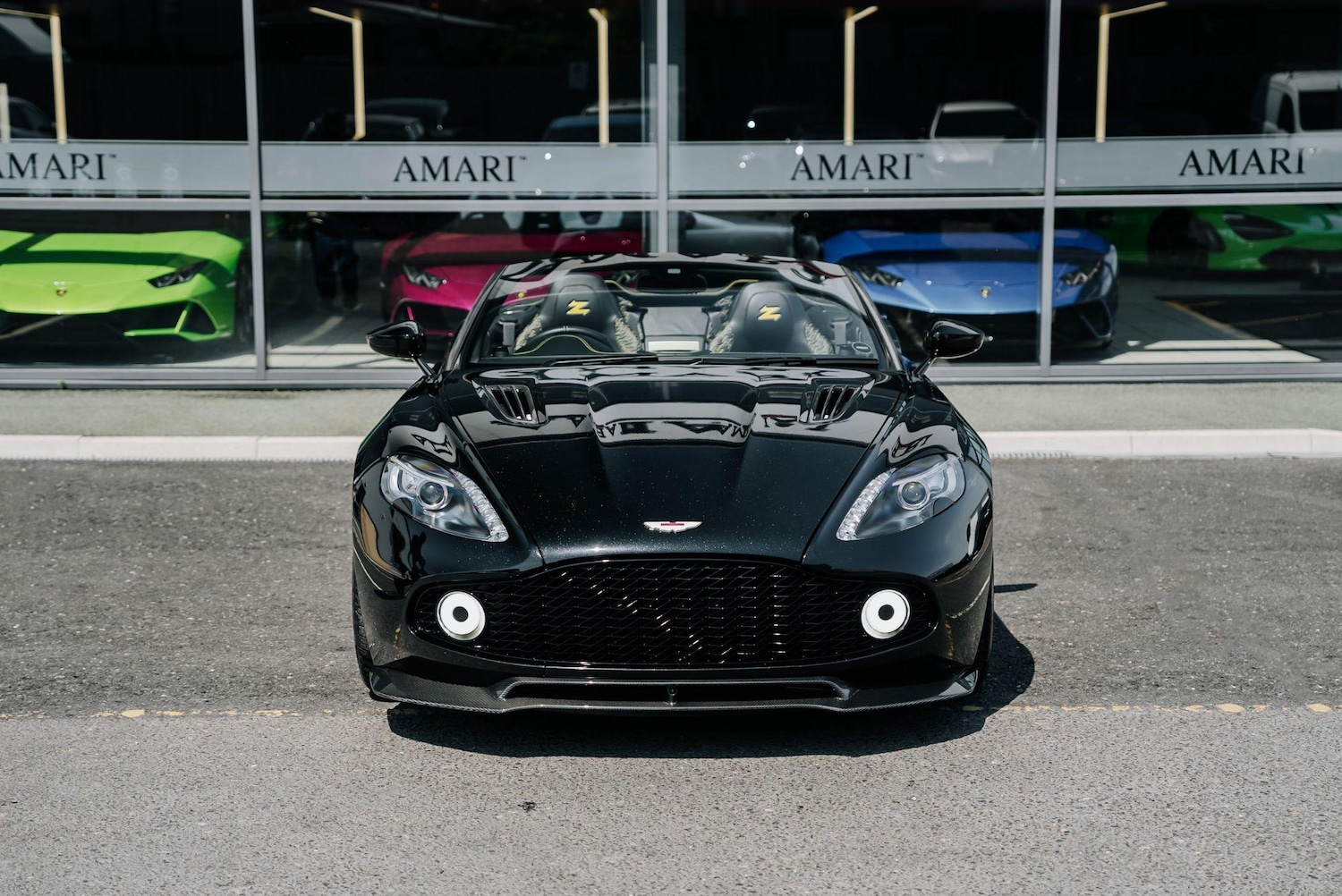 Used Aston Martin Vanquish 2018 for sale - 76283993: Photo 6