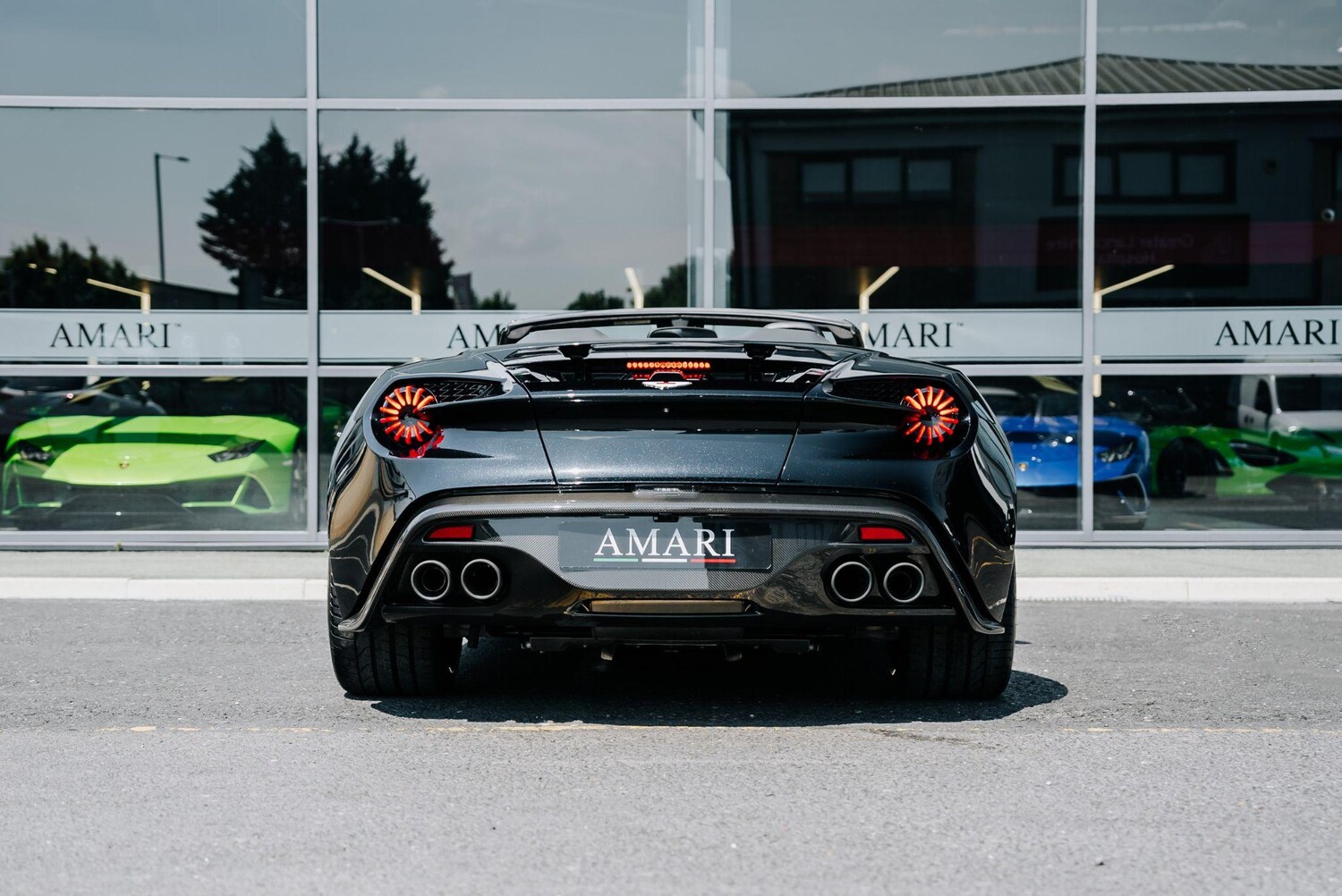 Used Aston Martin Vanquish 2018 for sale - 76283993: Photo 8