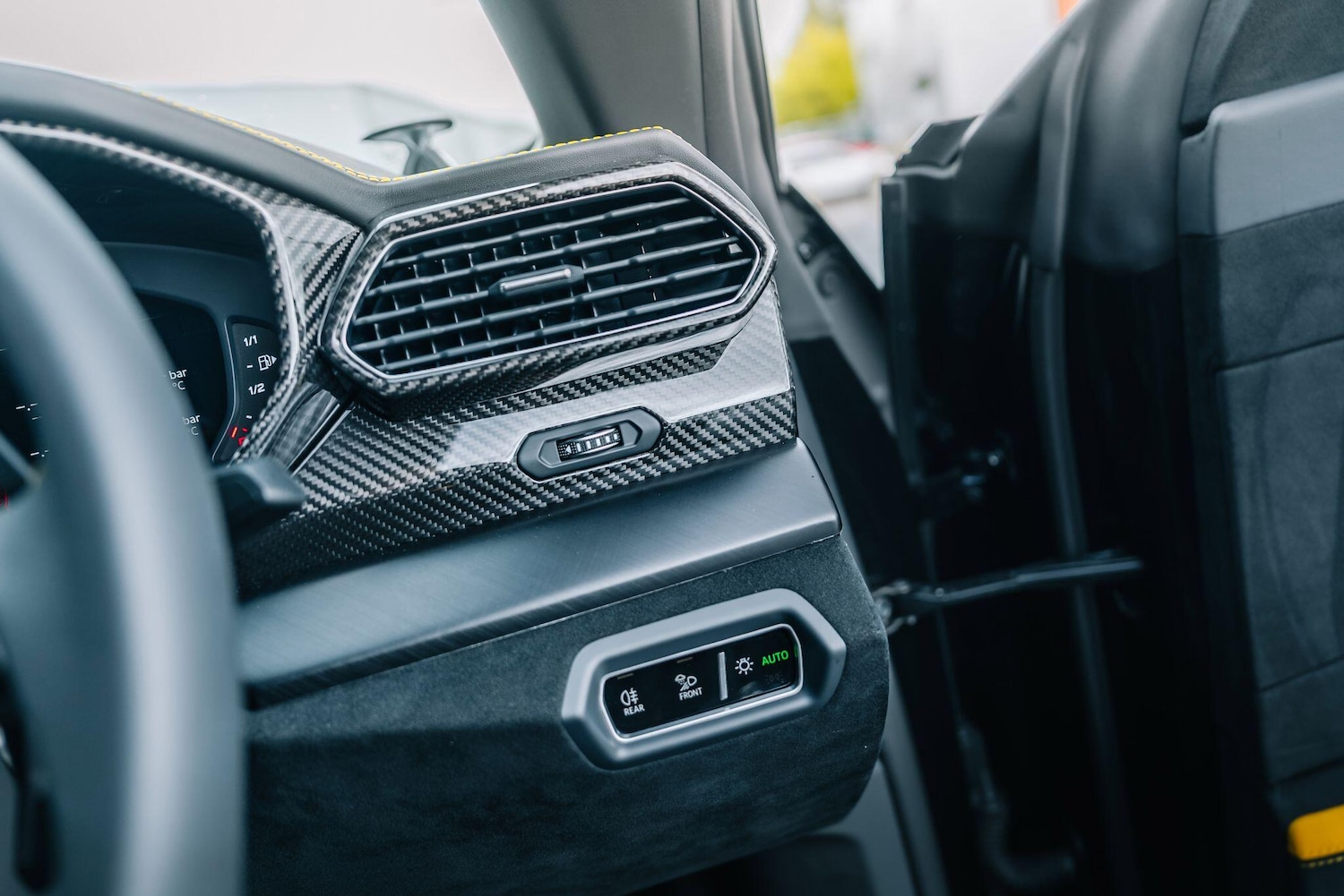 Used Lamborghini Urus 2023 for sale - 76989023: Photo 47