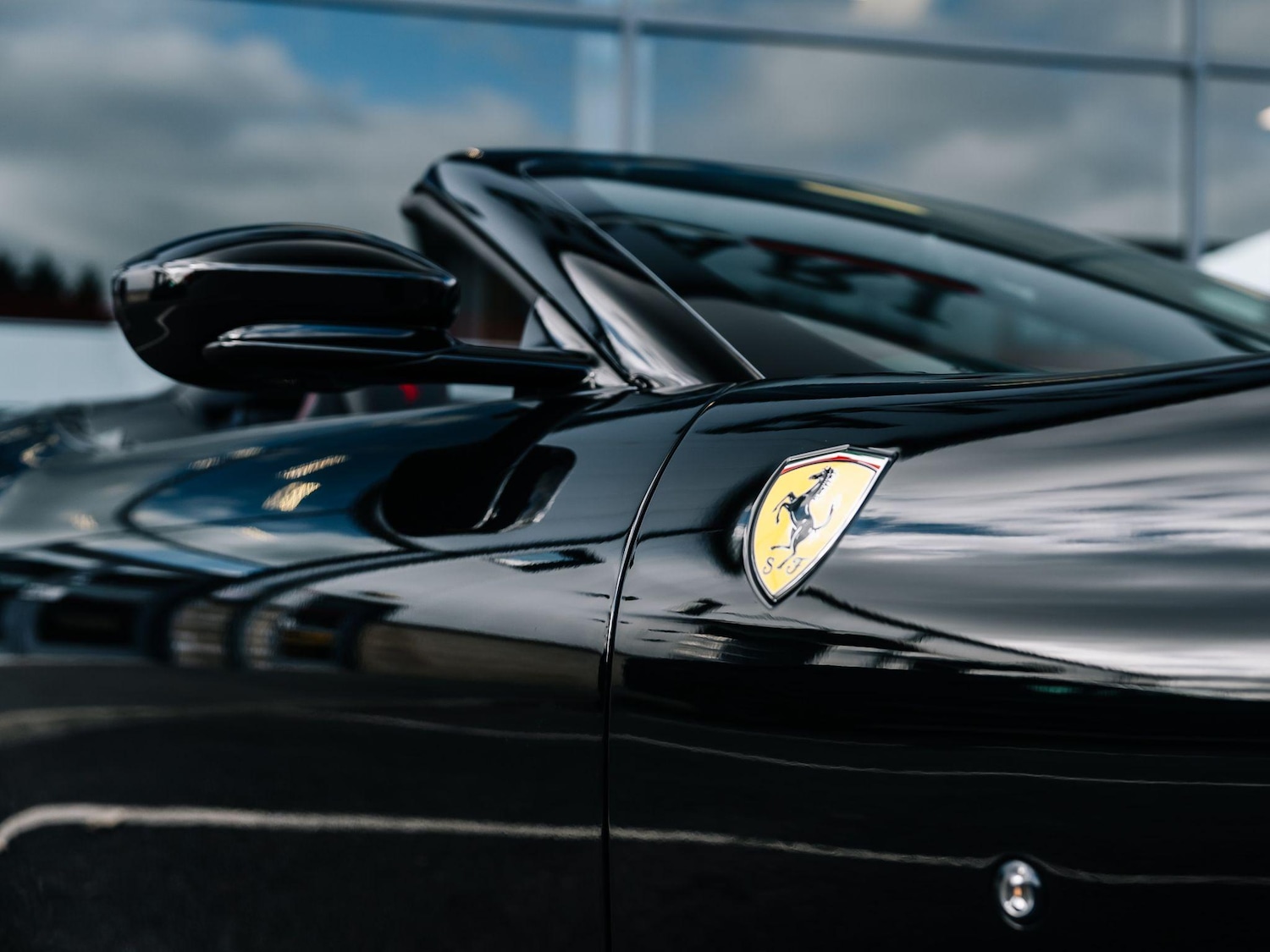 Used Ferrari Roma 2025 for sale - 76283046: Photo 20