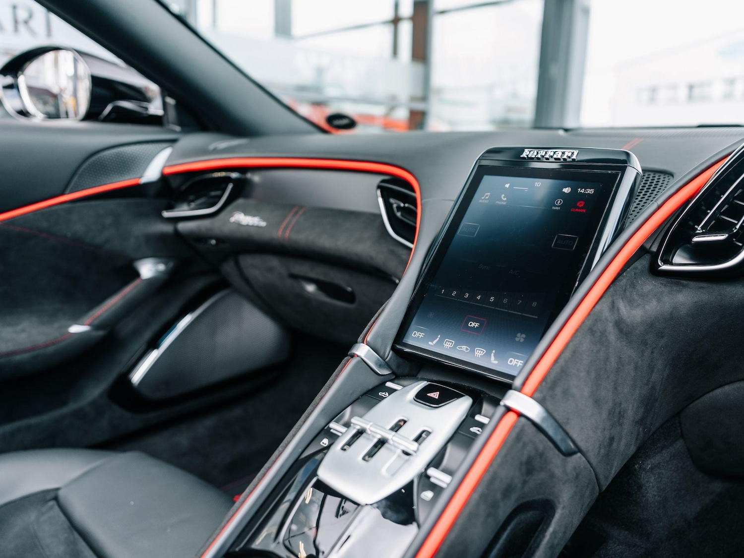 Used Ferrari Roma 2025 for sale - 76283046: Photo 38