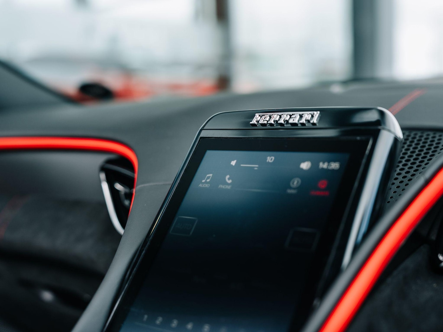 Used Ferrari Roma 2025 for sale - 76283046: Photo 39