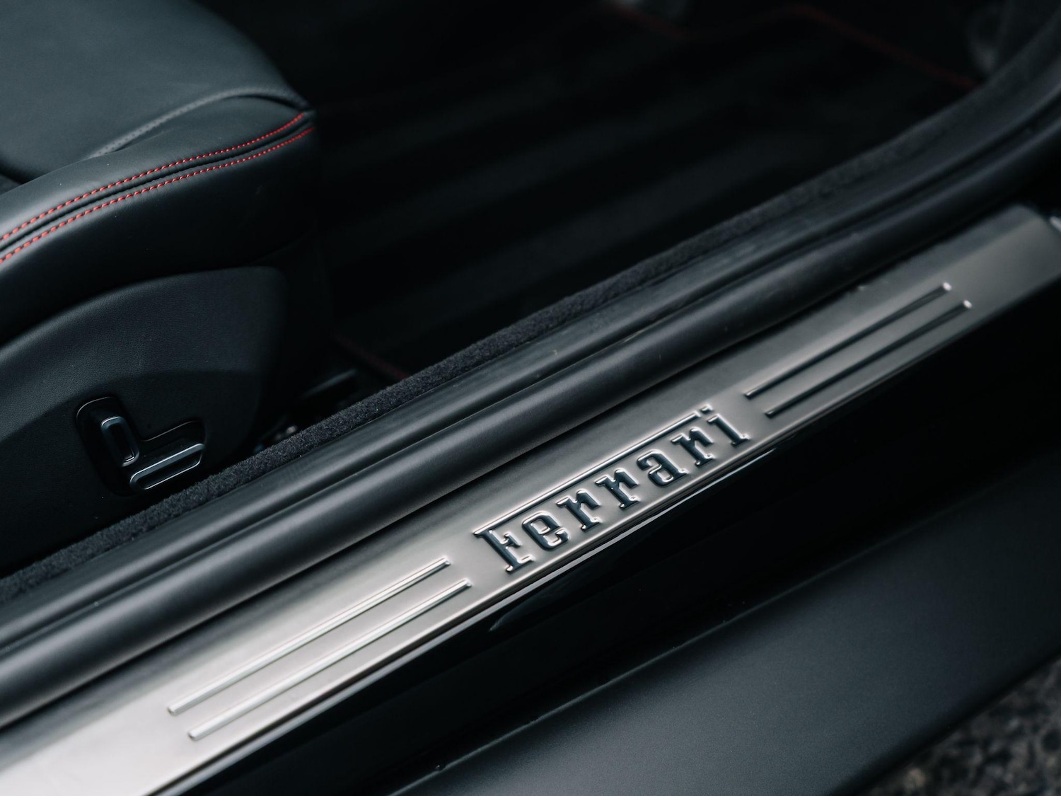 Used Ferrari Roma 2025 for sale - 76283046: Photo 41