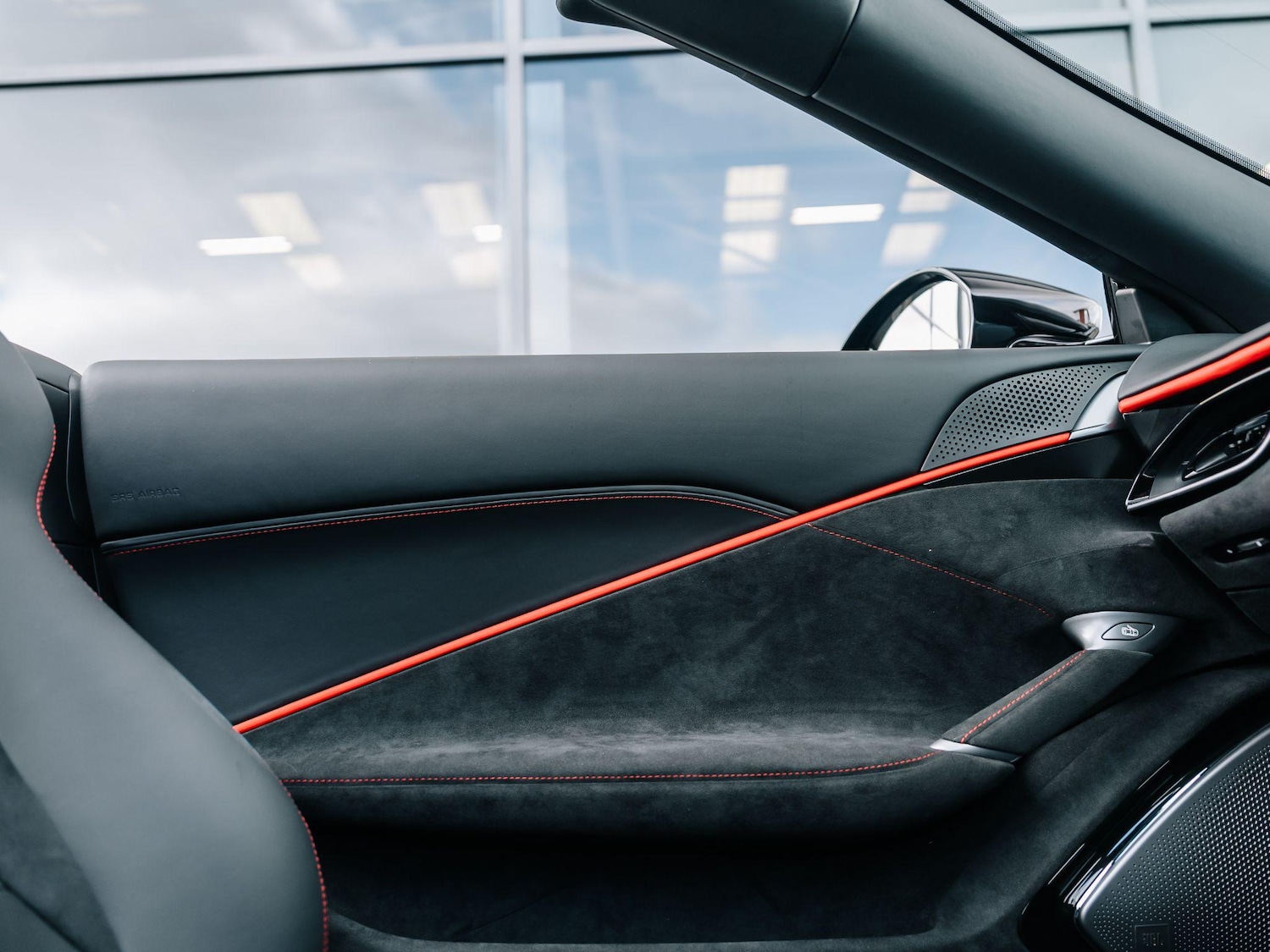 Used Ferrari Roma 2025 for sale - 76283046: Photo 43