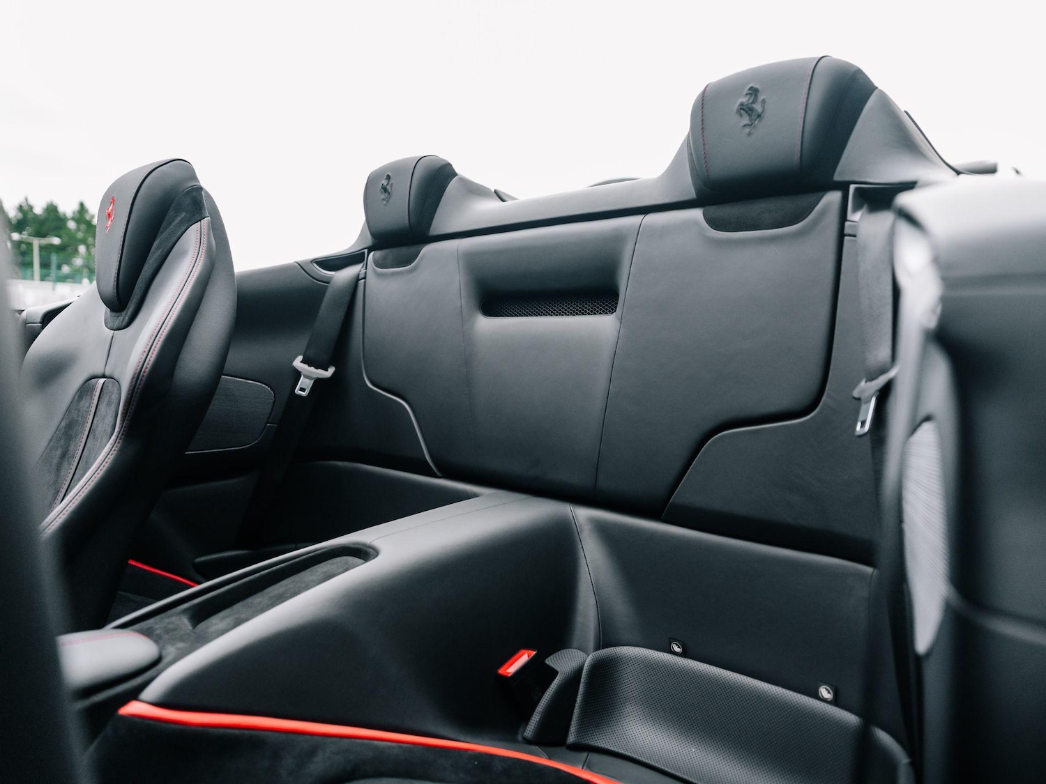 Used Ferrari Roma 2025 for sale - 76283046: Photo 51