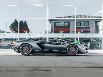 Used Lamborghini Aventador 2018 for sale - 76702139: Photo