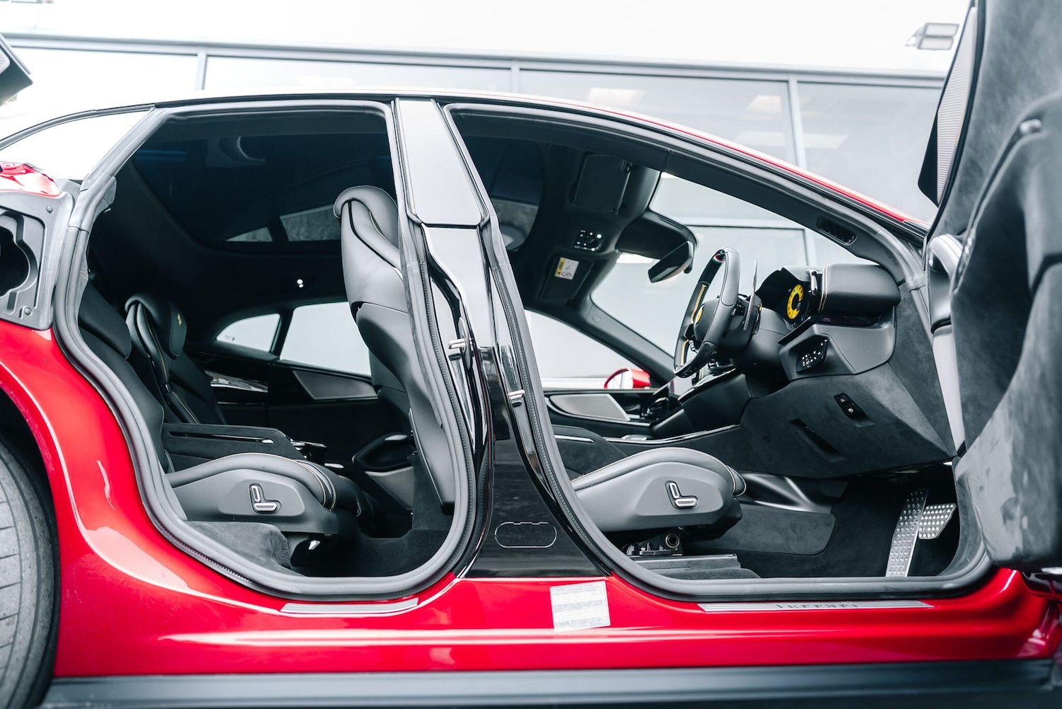 Used Ferrari Purosangue 2024 for sale - 76424502: Photo 41