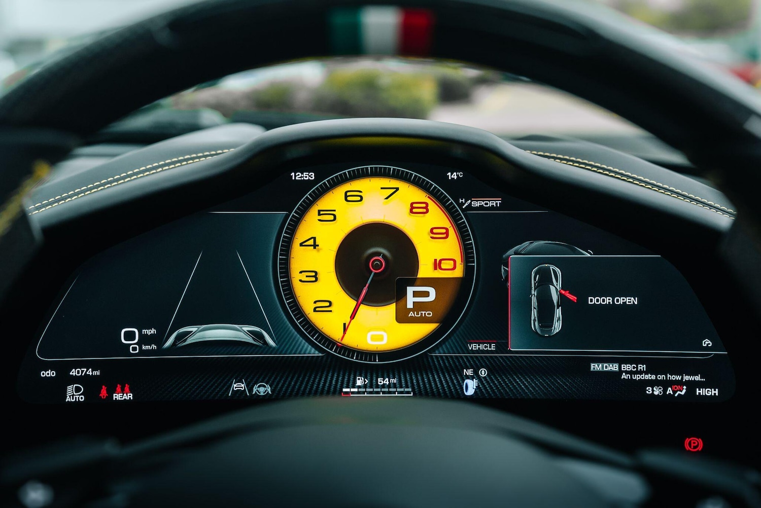 Used Ferrari Purosangue 2024 for sale - 76424502: Photo 44