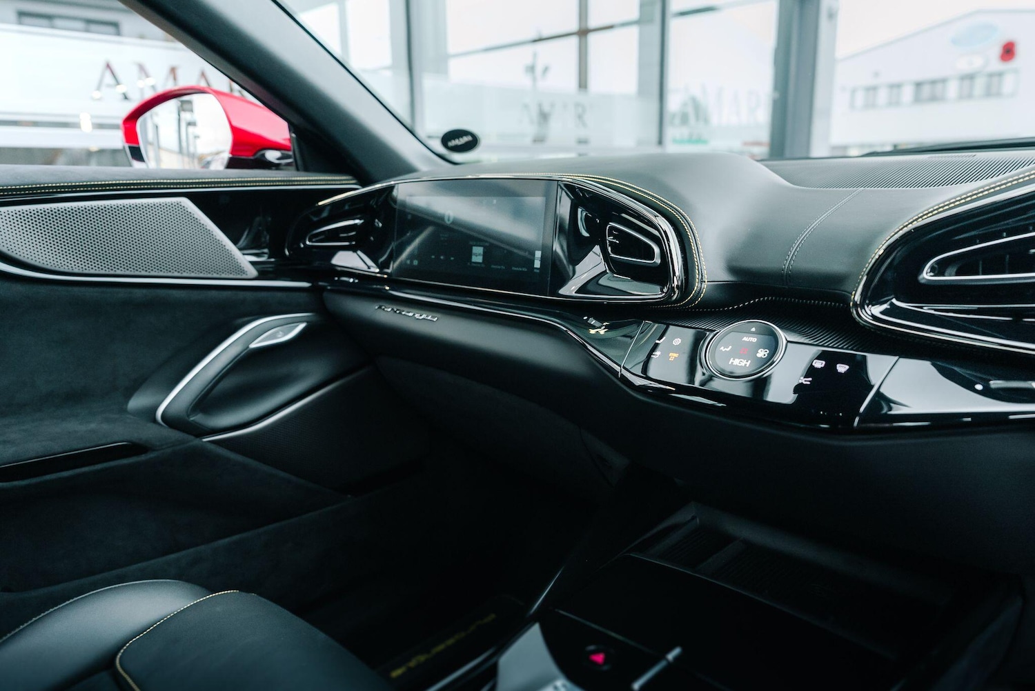 Used Ferrari Purosangue 2024 for sale - 76424502: Photo 45