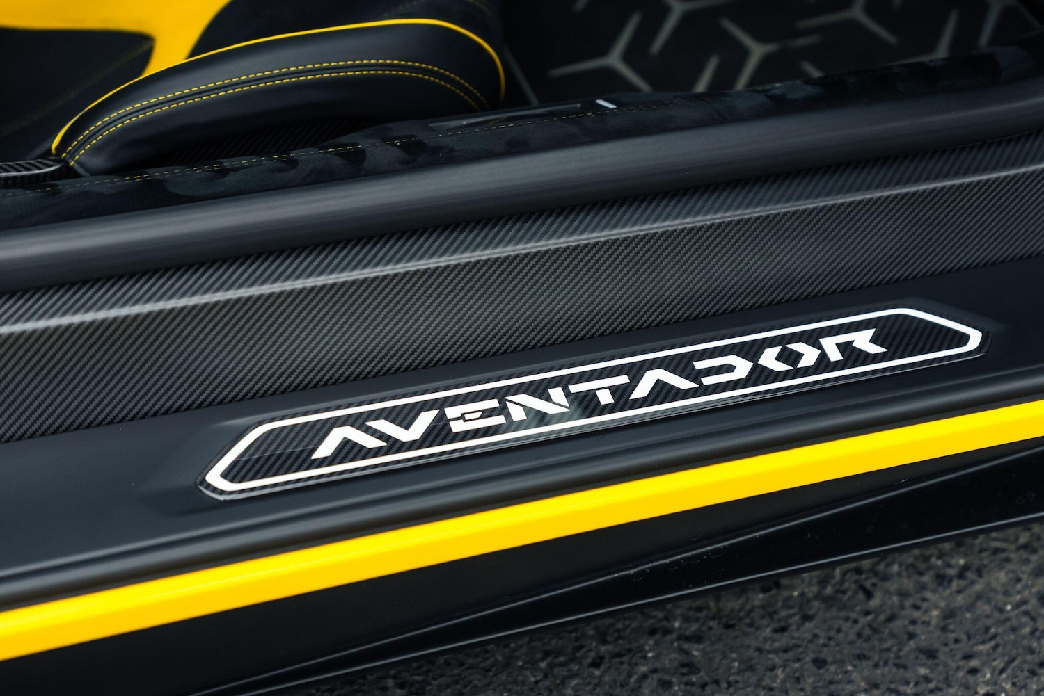 Used Lamborghini Aventador 2017 for sale - 76307128: Photo 41