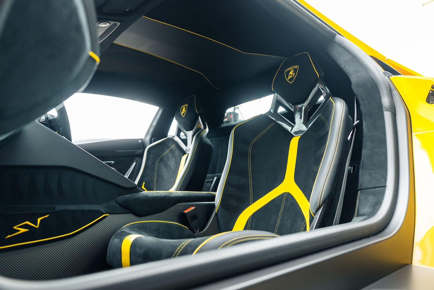 Used Lamborghini Aventador 2017 for sale - 76307128: Photo 49