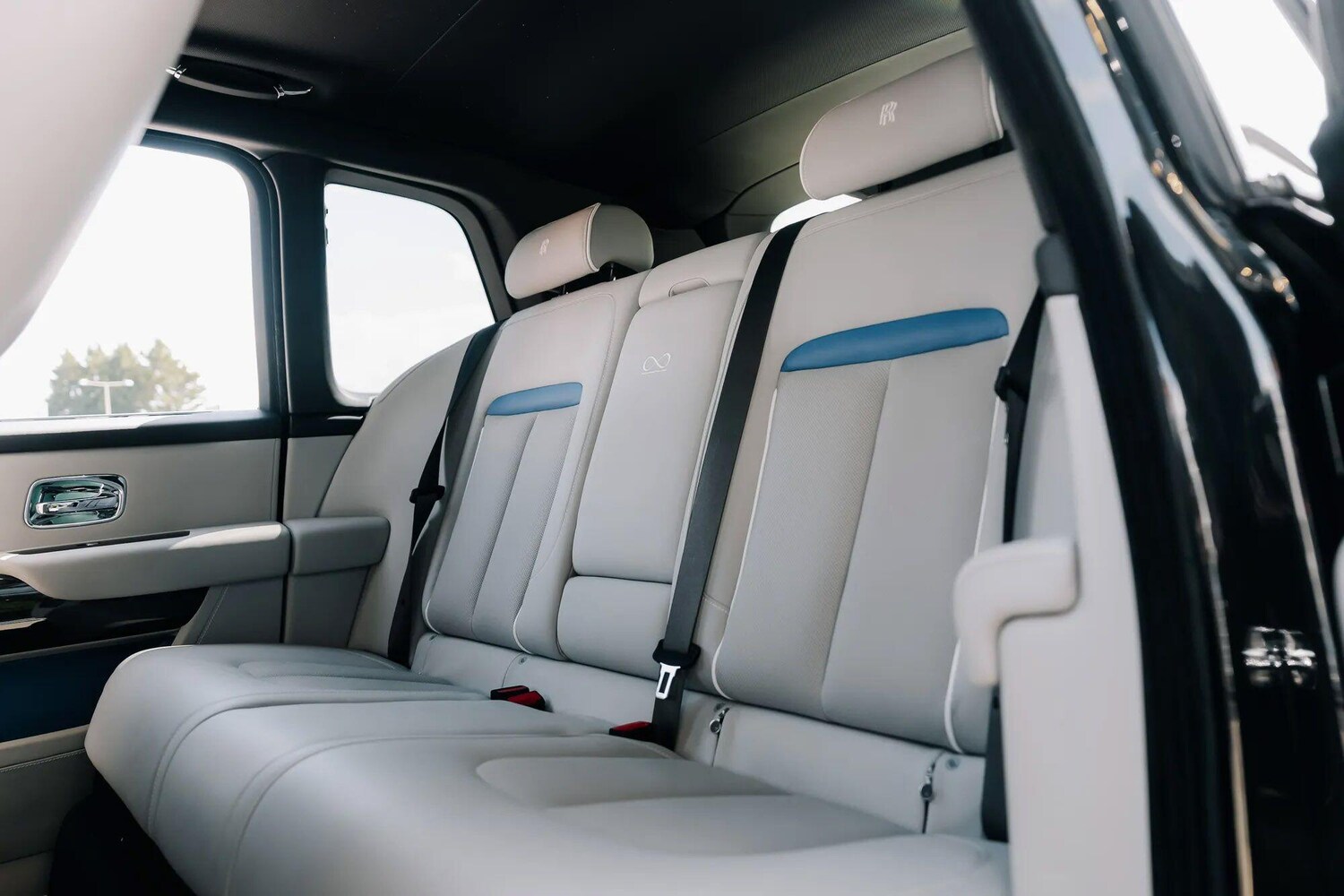 Used Rolls-Royce Cullinan 2020 for sale - 76284262: Photo 51