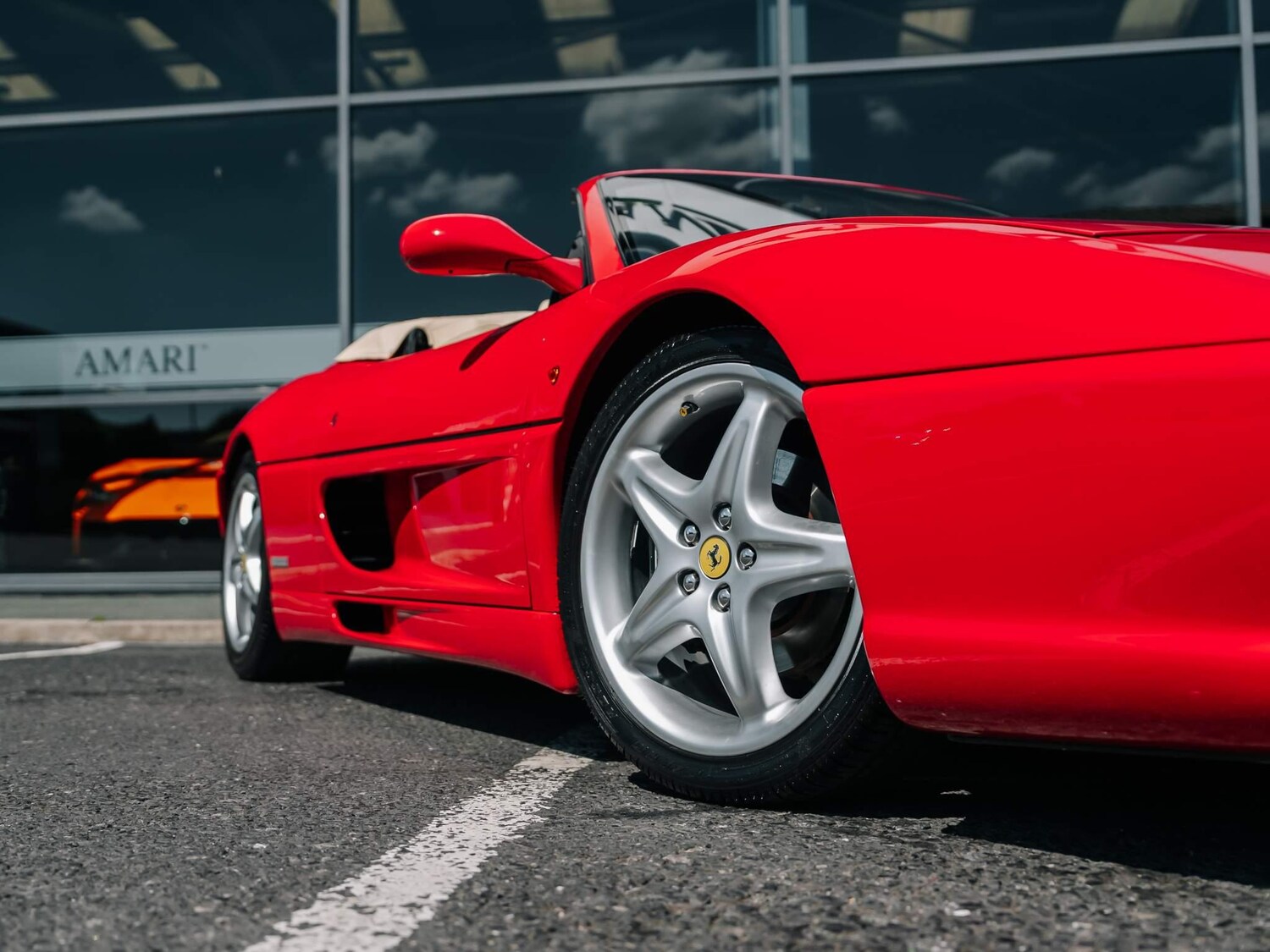 Used Ferrari F355 1996 for sale - 76282760: Photo 16