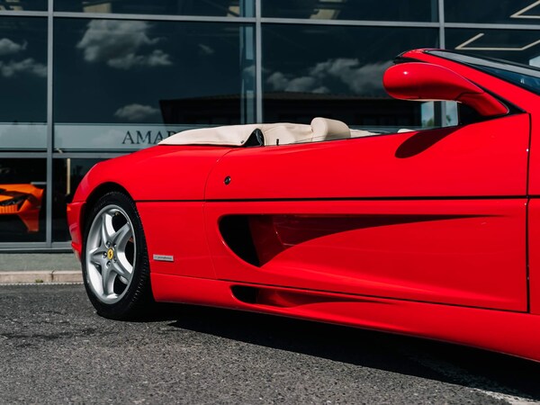 Used Ferrari F355 1996 for sale - 76282760: Photo 20