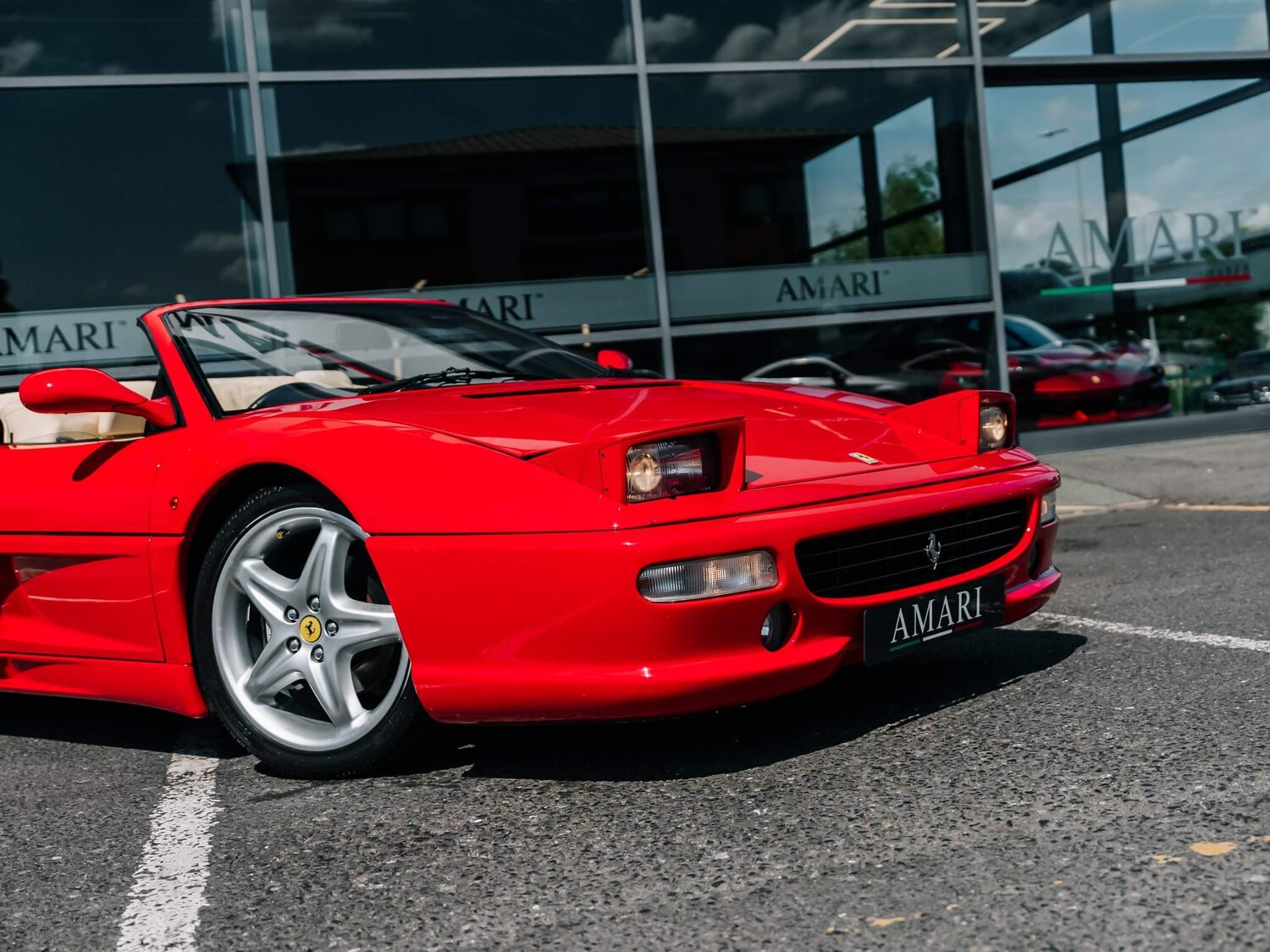 Used Ferrari F355 1996 for sale - 76282760: Photo 26