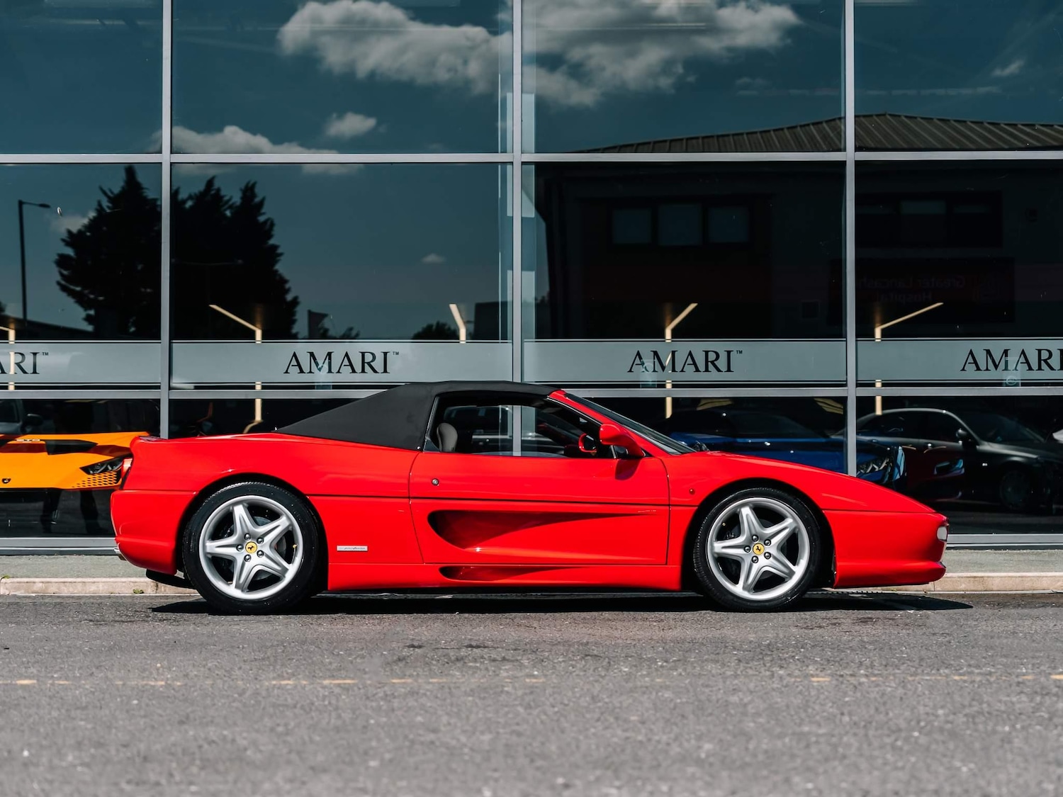 Used Ferrari F355 1996 for sale - 76282760: Photo 3