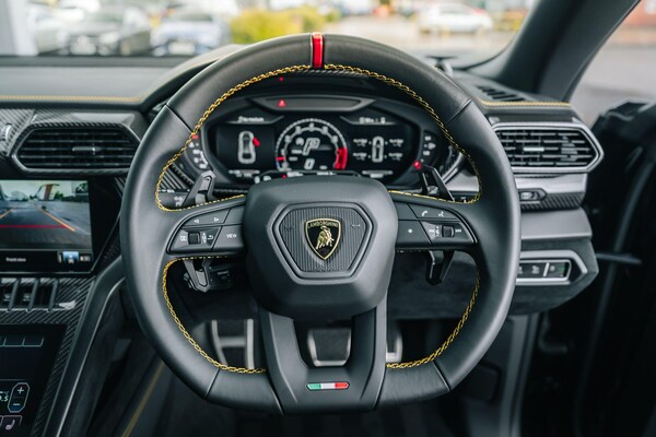 Used Lamborghini Urus 2023 for sale - 76282626: Photo 42
