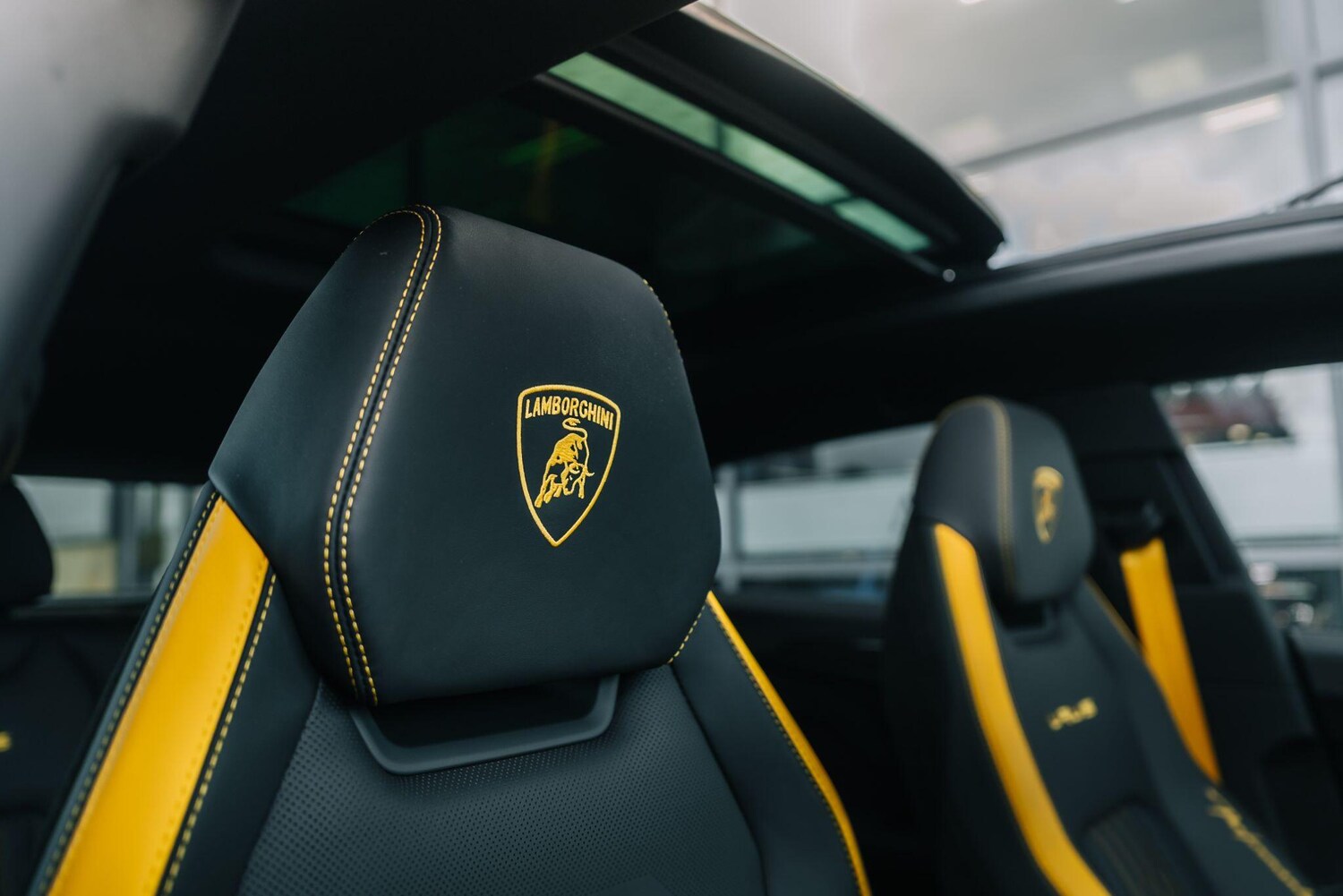 Used Lamborghini Urus 2023 for sale - 76282626: Photo 52