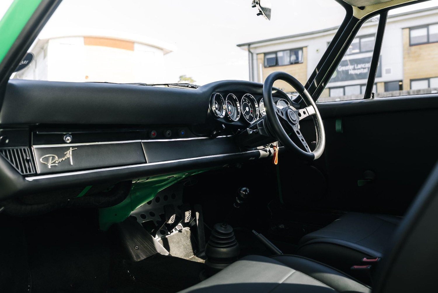 Used Porsche 911 for sale - 76282893: Photo 60