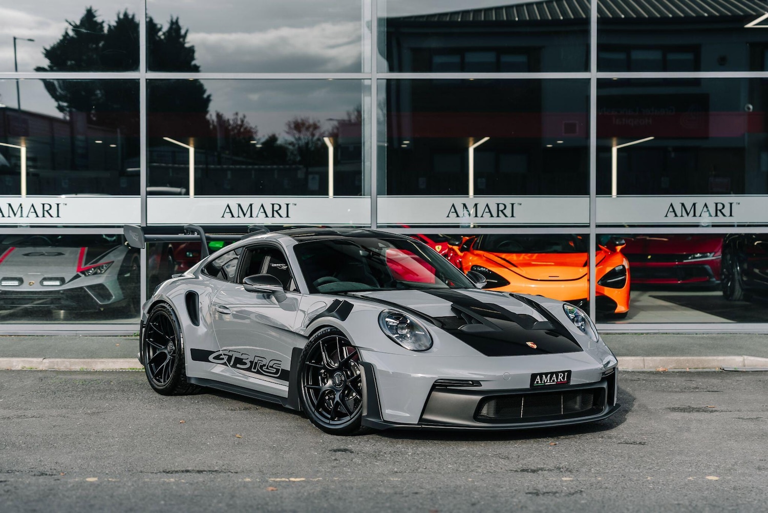 Used Porsche 911 for sale - 76361381: Photo 1