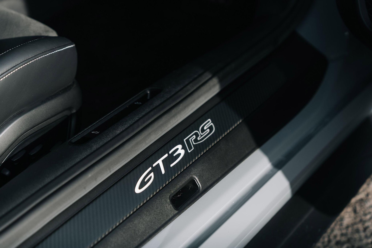 Used Porsche 911 for sale - 76361381: Photo 51