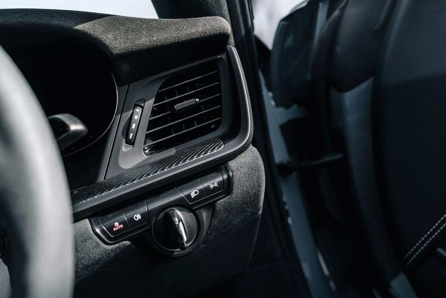 Used Porsche 911 for sale - 76361381: Photo 57