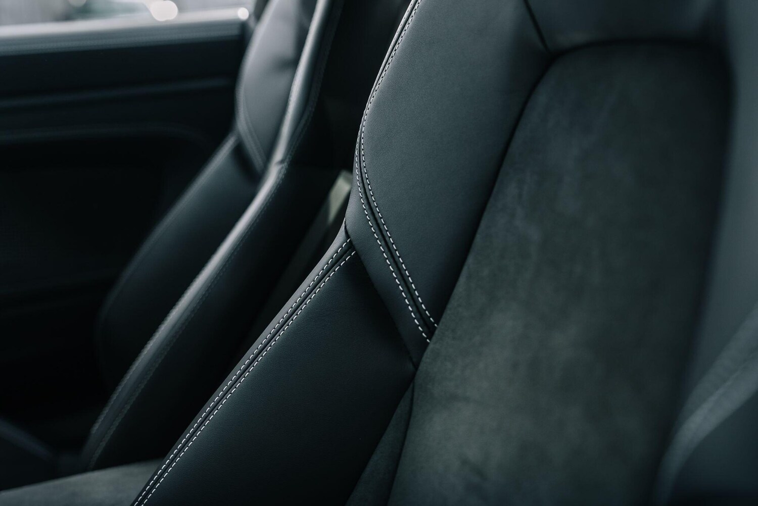 Used Porsche 911 for sale - 76361381: Photo 66