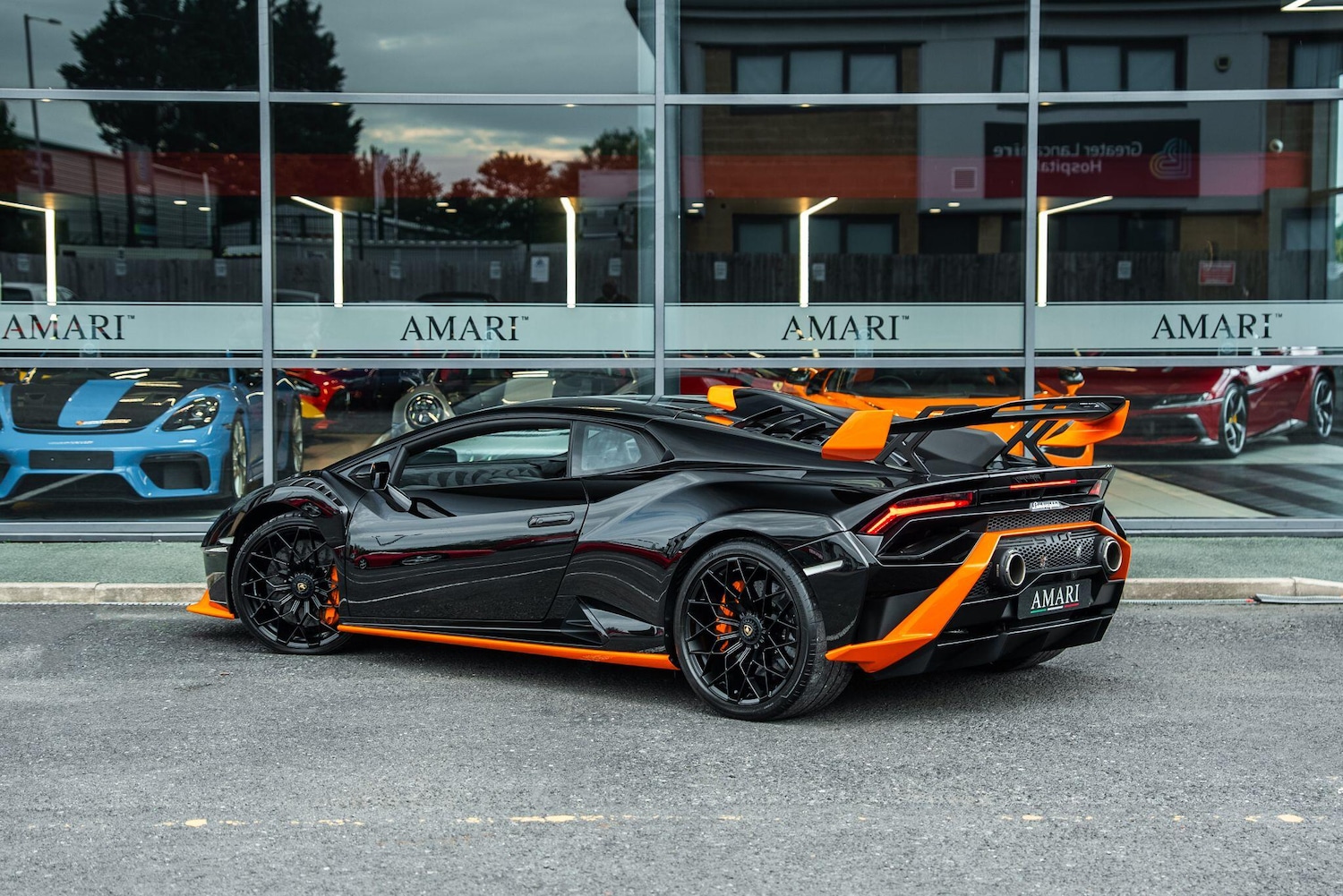 Used Lamborghini Huracan for sale - 76990258: Photo 4