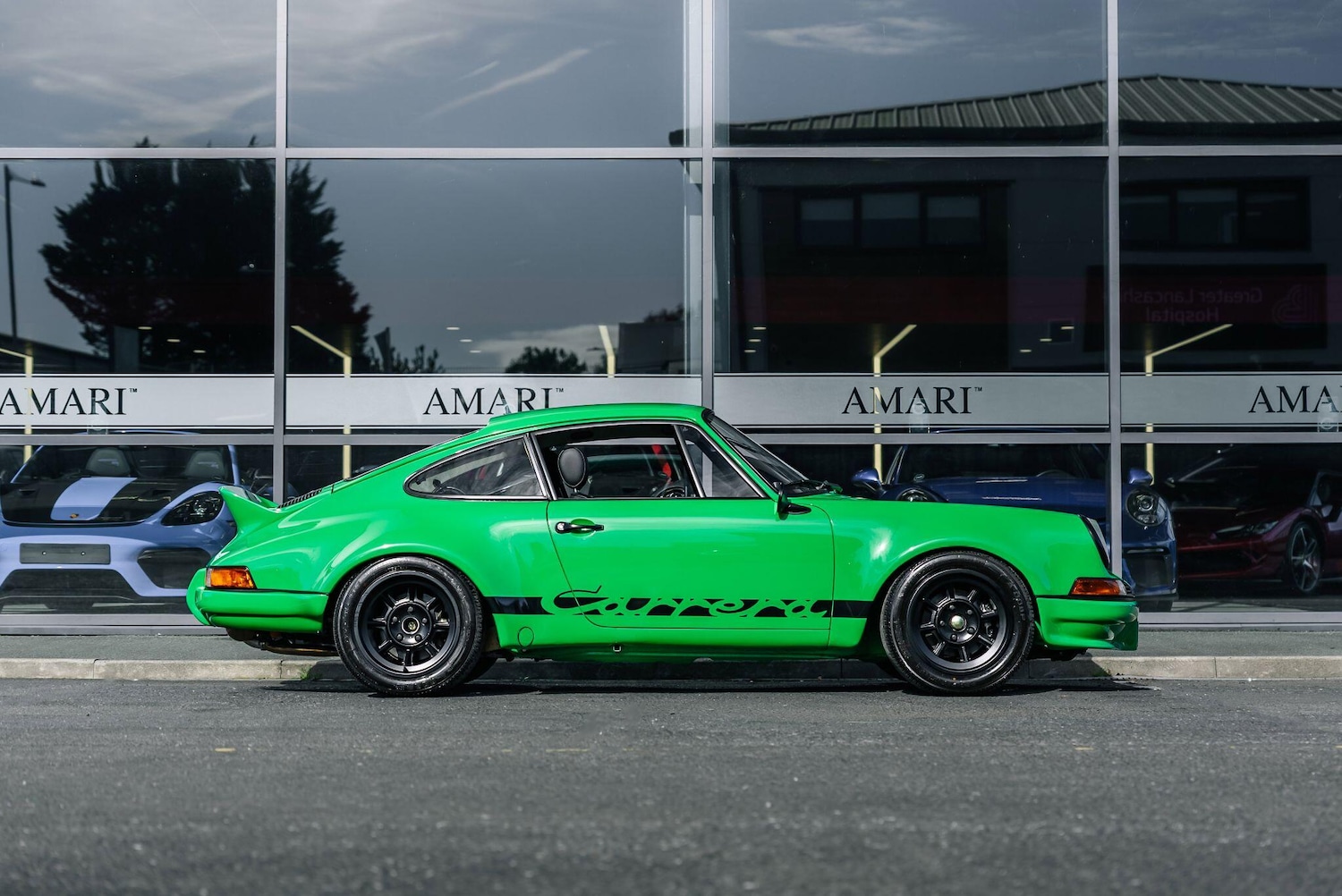 Used Porsche 911 for sale - 76990318: Photo 2