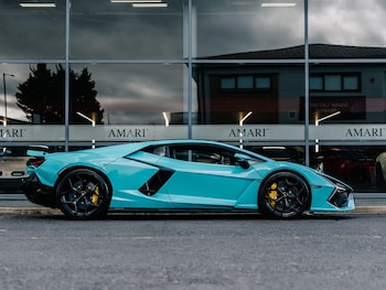 Used Lamborghini Revuelto 2025 for sale - 76476694: Photo