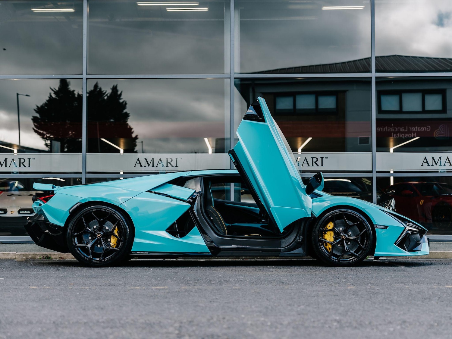 Used Lamborghini Revuelto for sale - 76476694: Photo 4