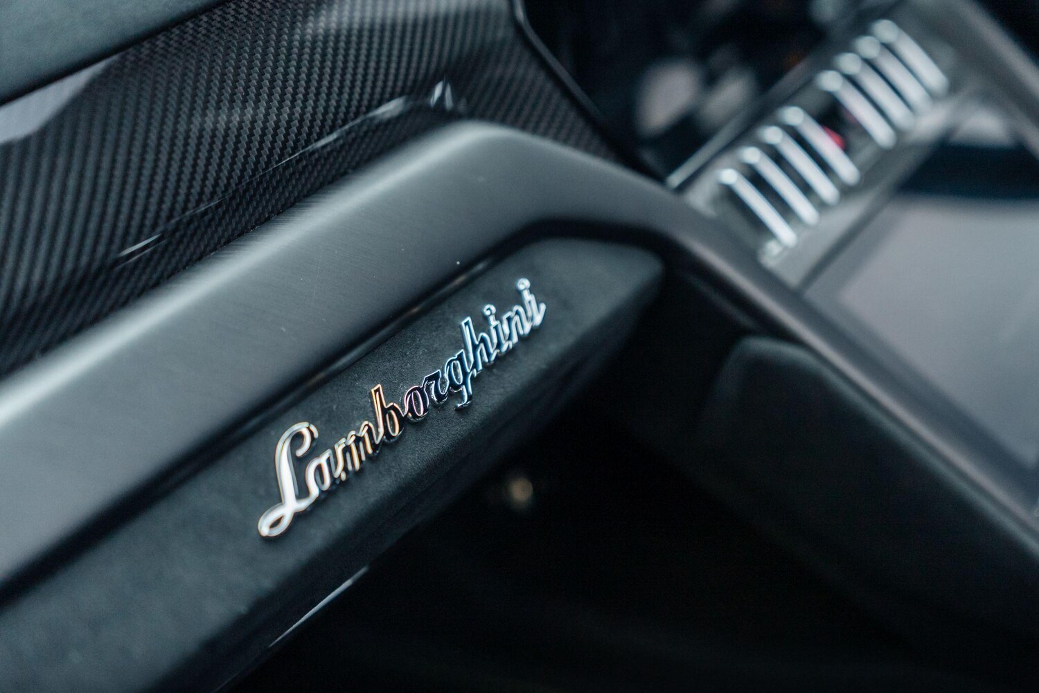 Used Lamborghini Urus 2024 for sale - 76283922: Photo 53