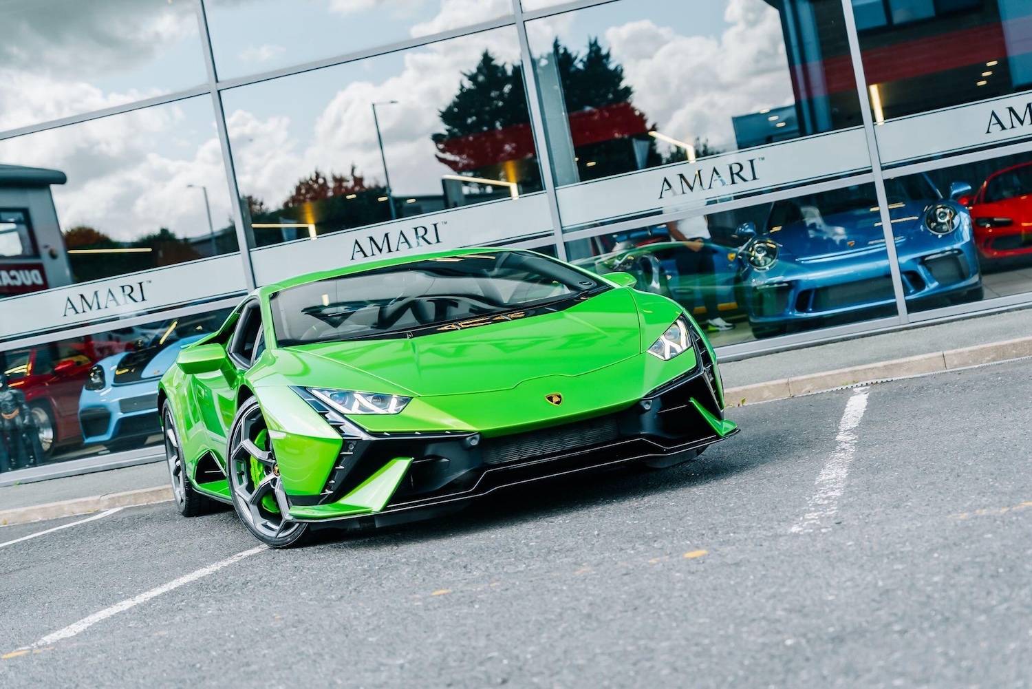 Used Lamborghini Huracan 2023 for sale - 76282753: Photo 10