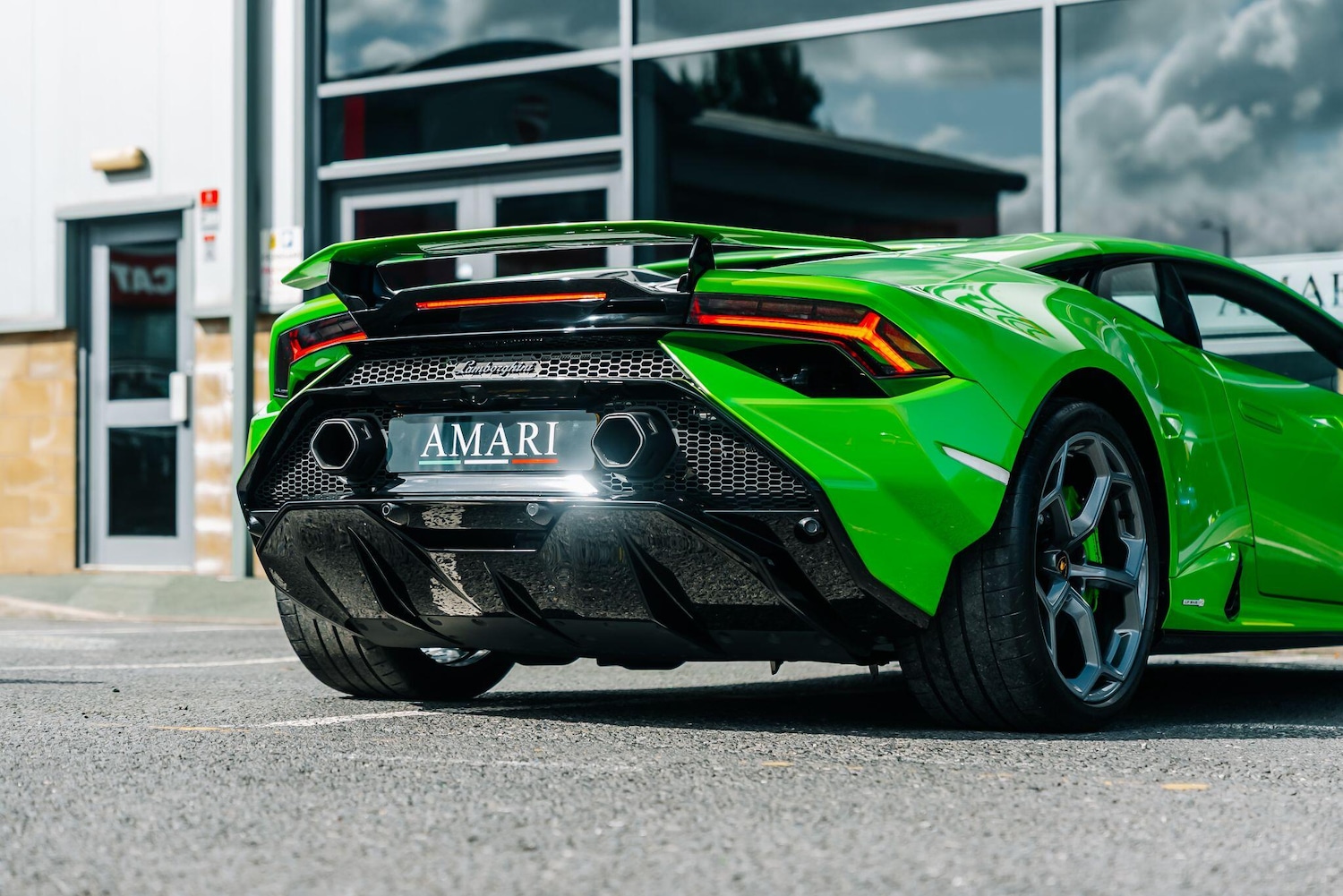 Used Lamborghini Huracan 2023 for sale - 76282753: Photo 18