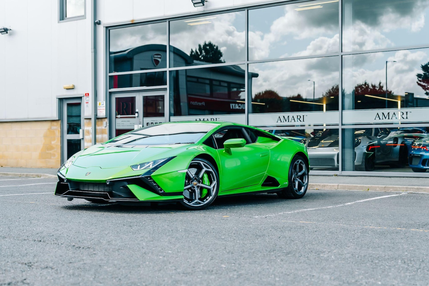 Used Lamborghini Huracan 2023 for sale - 76282753: Photo 21