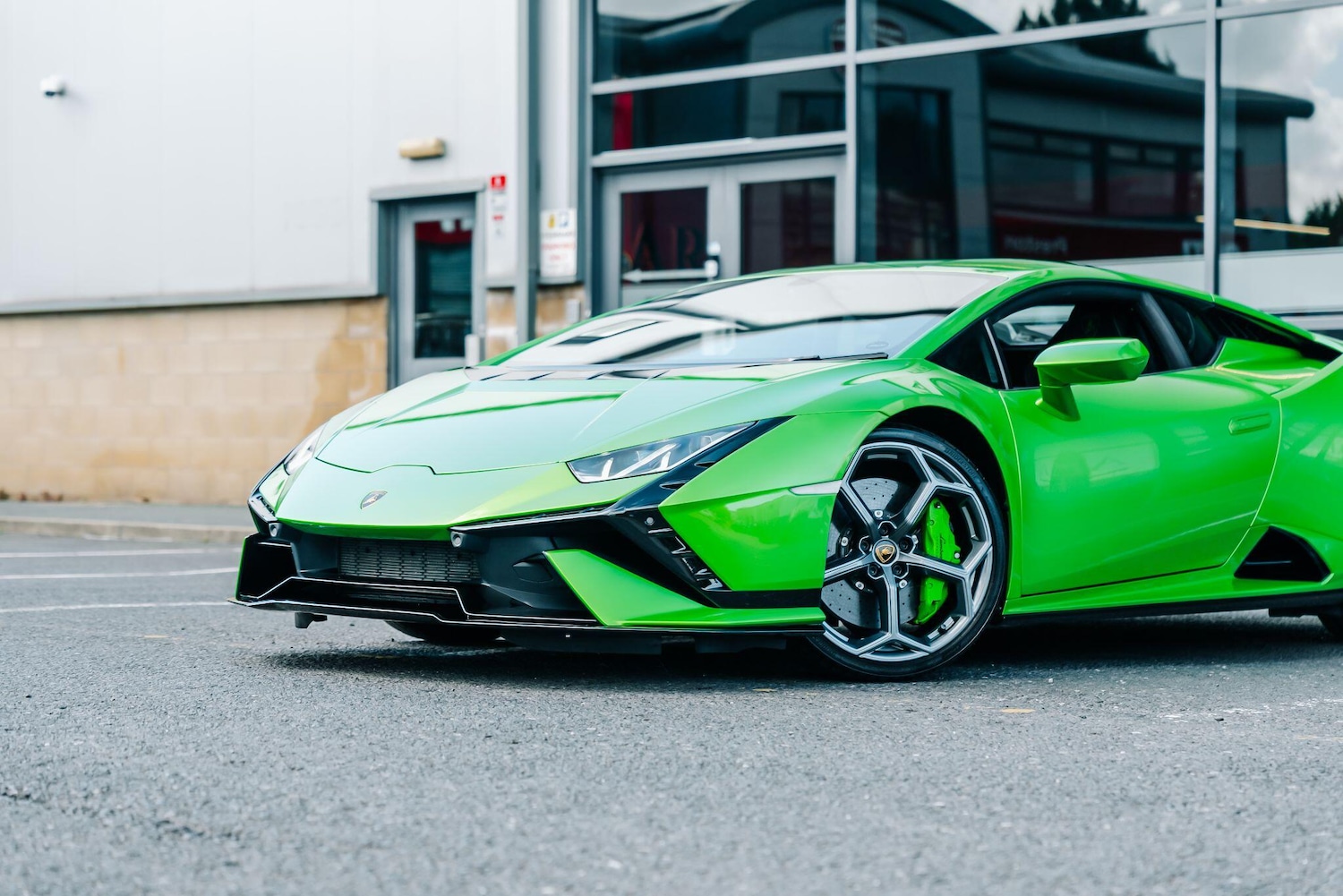 Used Lamborghini Huracan 2023 for sale - 76282753: Photo 23